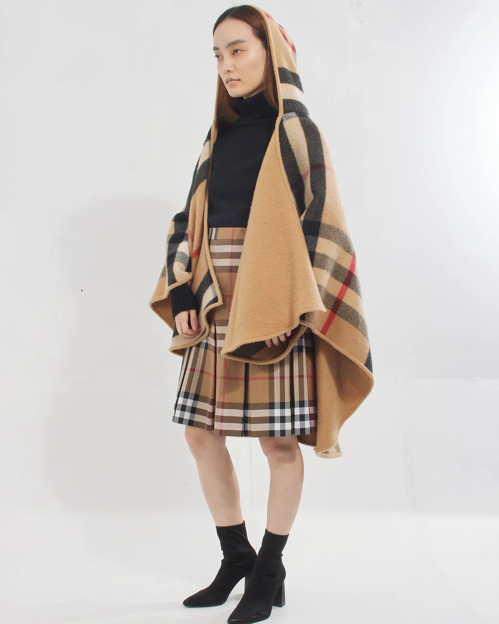 Burberry Beige Check Print Hooded Reversible Cape Shawl
