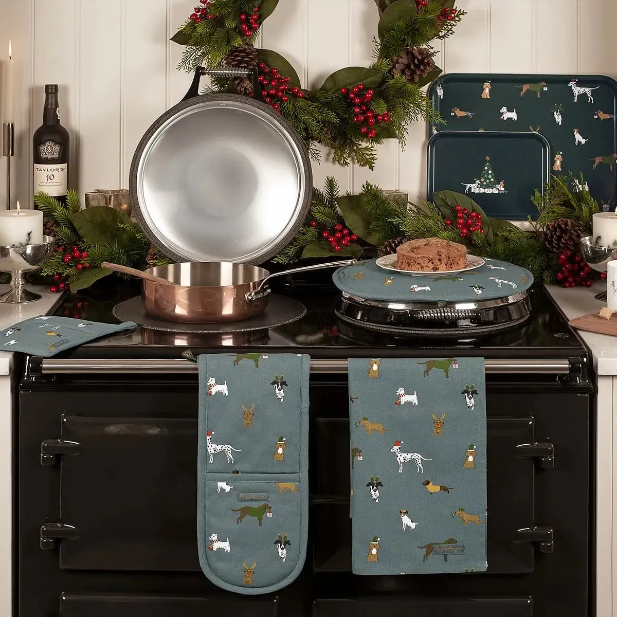 Christmas Dogs Double Oven Glove