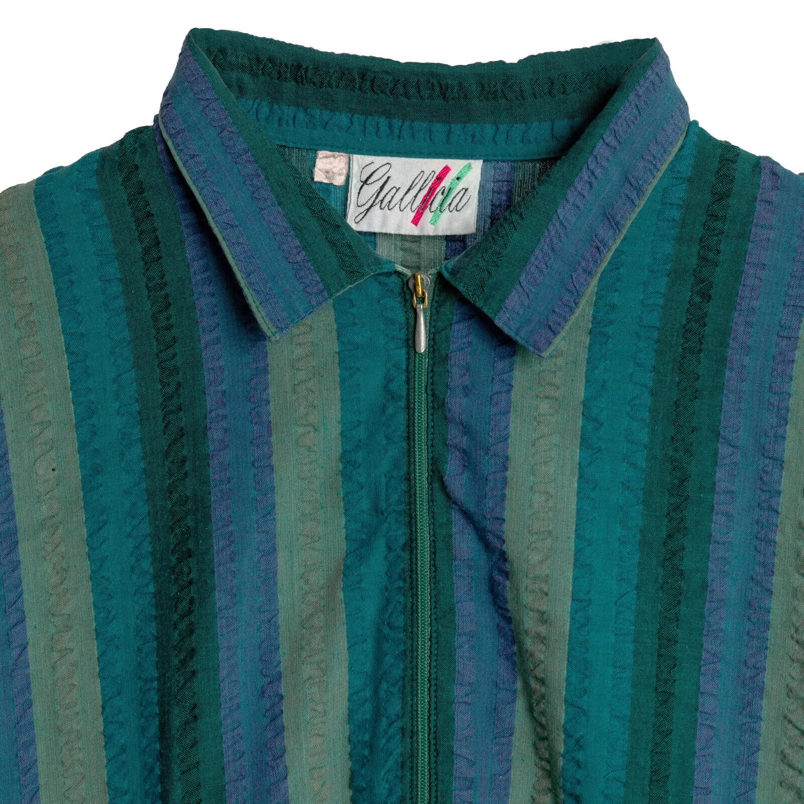 Seersucker Ribbed Cuff Sleeve Pullover Shirt